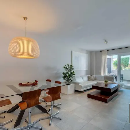 Appartamento Vacation I Via Celere, Huge Terrace, Brand New Complex, Close To The Beach, Center