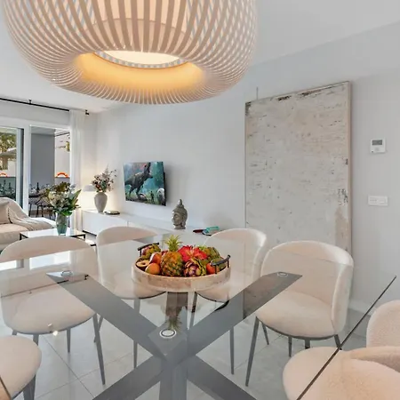 Appartamento Vacation I Via Celere, Huge Terrace, Brand New Complex, Close To The Beach, Center *